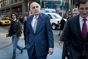Ông trùm Icahn mua một tỷ USD KL99 là cổng game giải trí trực tuyến hàng đầu hiện nay Apple